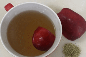 Descubre los 30 Beneficios de Hervir Manzana y Romero